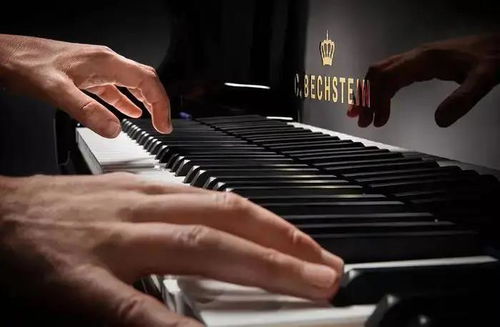 三角钢琴与立式钢琴的主要区别在哪里